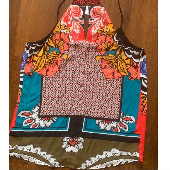 Top - Picture 2 of 3